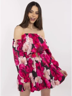 Sukienka MI SK model 21094550 czarno różowy - FPrice