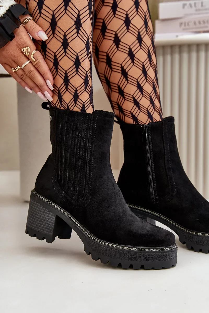Dámské Kotníkové Boty Na Podpatku Z Eko Semiše Zateplené Černé