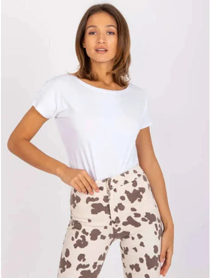 Bílé dámské tričko T-shirt basic s výstřihem vzadu Feel Good (4662-01) Bílé dámské tričko T-shirt basic s výstřihem vzadu Feel Good (4662-01)