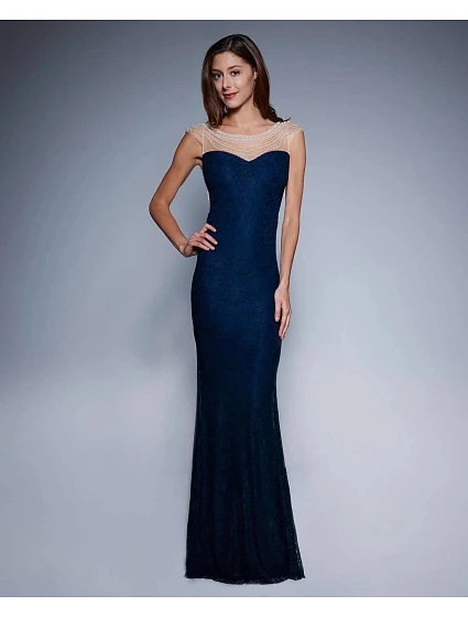 Dámské společenské šaty s perličkami a krajkou dlouhé tmavě modré Tmavě modrá / XL & model 15042932 - SOKY&SOKA Dámské společenské šaty s perličkami a krajkou dlouhé tmavě modré Tmavě modrá / XL & model 15042932 - SOKY&SOKA