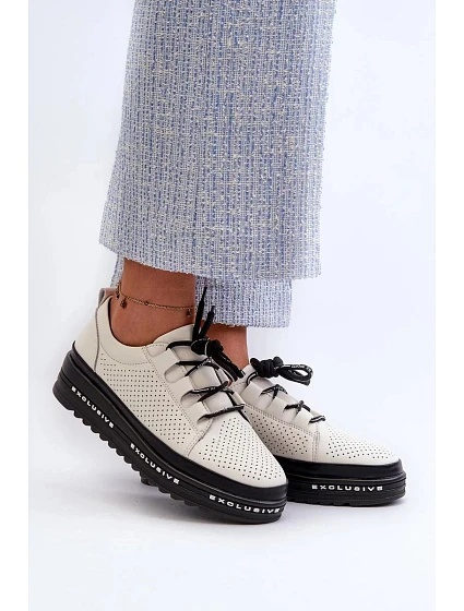 Polobotky  Step in style model 20985414 - S.Barski