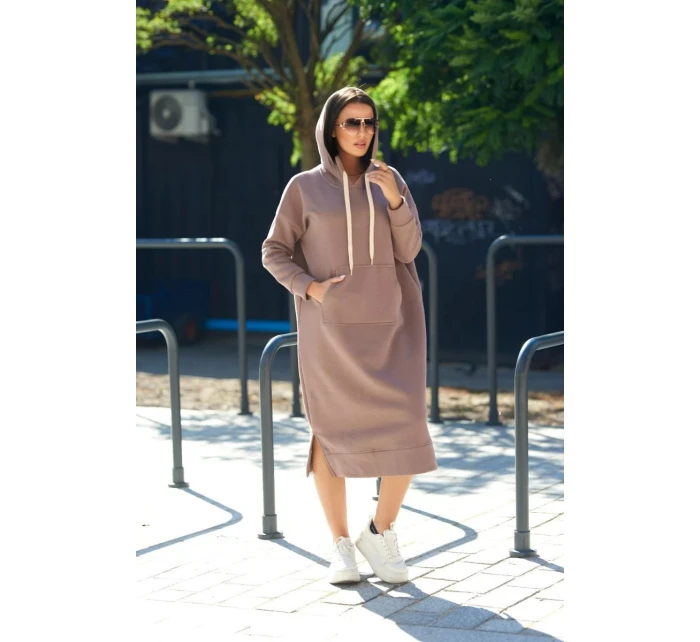 Dlouhé šaty s kapucí 9623 Tmávě béžová - K-Fashion Dlouhé šaty s kapucí 9623 Tmávě béžová - K-Fashion