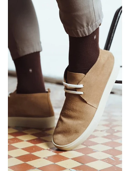 Hladké pánské ponožky s jemným vzorem 056