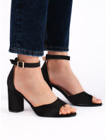 Krásné černé dámské  sandály na širokém podpatku