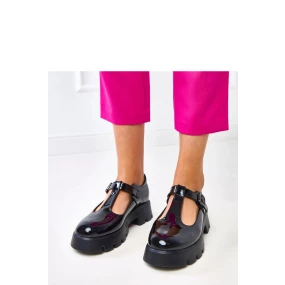 Polobotky na podpatku  model 217959 Solea