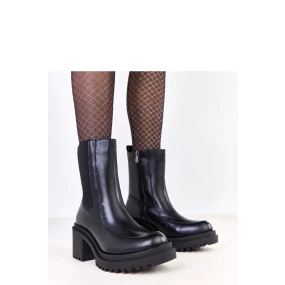 Boty na podpatku model 219670 Solea Boty na podpatku model 219670 Solea