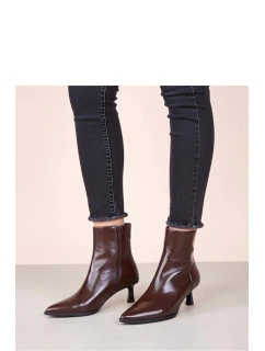 Boty na podpatku model 222369 Solea