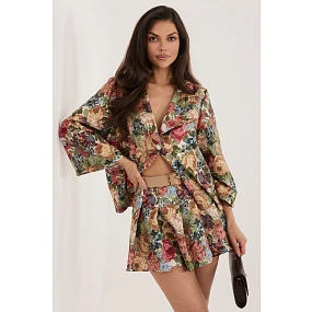 Kraťasy s sukňovou dolní částí model 226222 Italy Moda