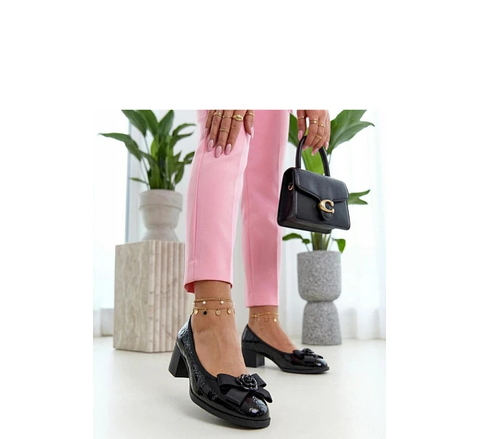 Lodičky na sloupku model 226583 Solea Lodičky na sloupku model 226583 Solea