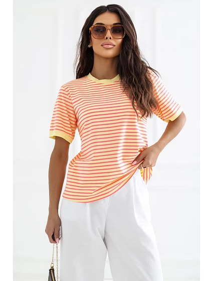 T-shirt model 226978 Rue Paris T-shirt model 226978 Rue Paris