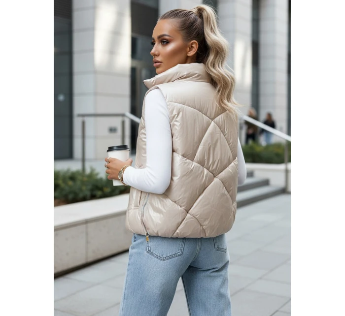 Kamizelka damska pikowana ze stójką beżowa FashionStreet TY3476 Kamizelka damska pikowana ze stójką beżowa FashionStreet TY3476