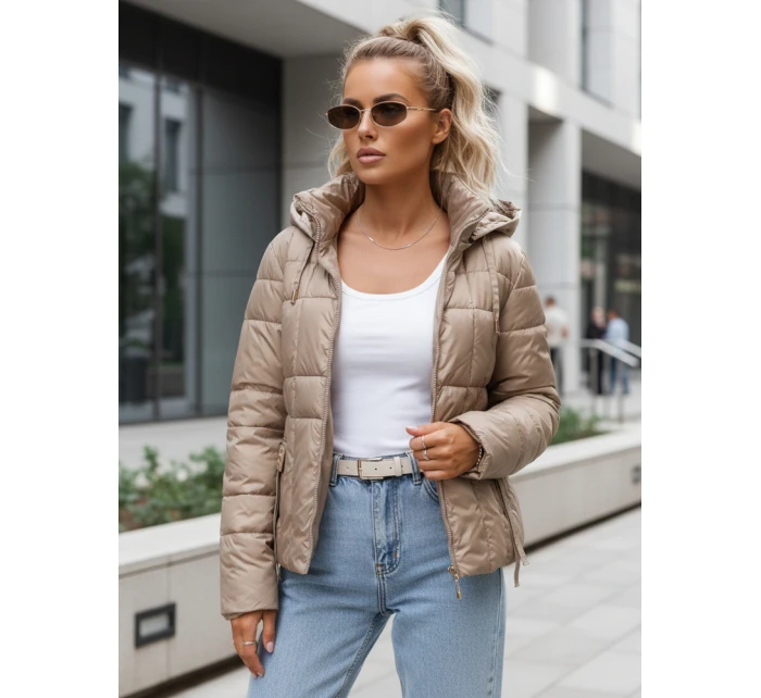 Kurtka damska pikowana z kapturem beżowa model 22010044 - FashionStreet Kurtka damska pikowana z kapturem beżowa model 22010044 - FashionStreet