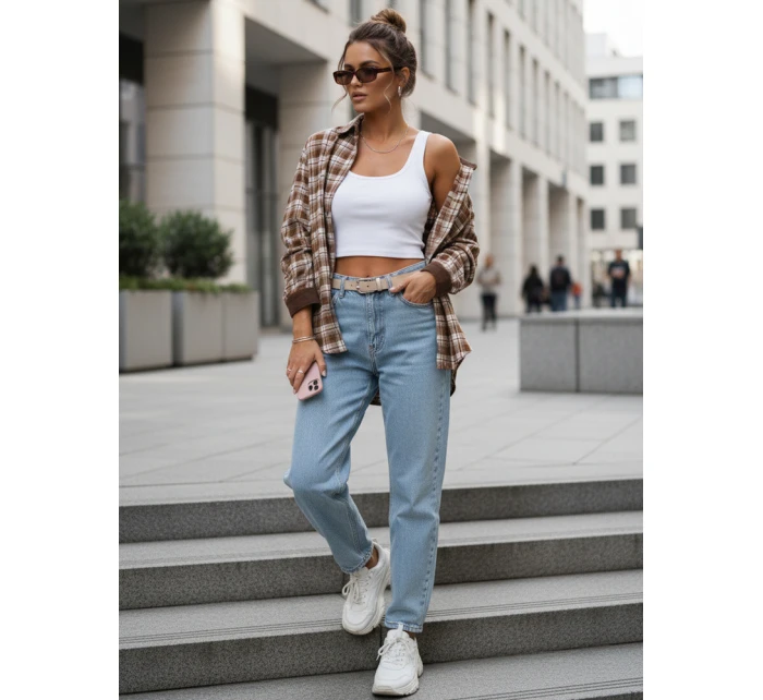 Koszula damska zapinana na guziki w kratę brązowa FashionStreet DY0486 Koszula damska zapinana na guziki w kratę brązowa FashionStreet DY0486