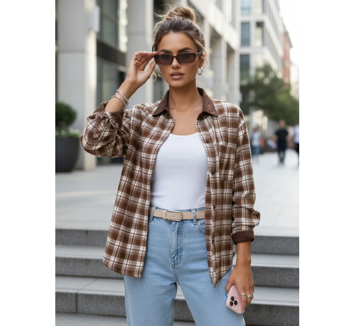 Koszula damska zapinana na guziki w kratę brązowa FashionStreet DY0486 Koszula damska zapinana na guziki w kratę brązowa FashionStreet DY0486