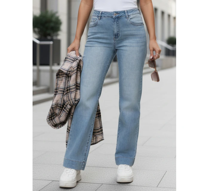 Jeansy damskie z szeroką nogawką niebieskie FashionStreet UY2907 Jeansy damskie z szeroką nogawką niebieskie FashionStreet UY2907