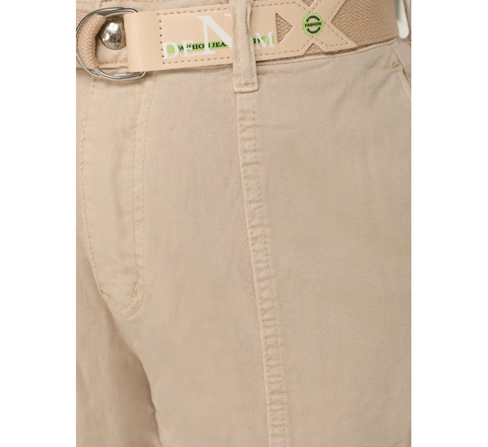 Jeansy damskie z wysokim stanem mom fit z paskiem beżowe FashionStreet UY2917 Jeansy damskie z wysokim stanem mom fit z paskiem beżowe FashionStreet UY2917