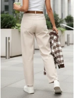 Jeansy damskie z wysokim stanem mom fit z paskiem jasnobeżowe FashionStreet UY2919