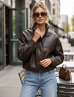 Dámská bunda z ekokůže oversize s vysokým límcem hnědá FashionStreet TY5650