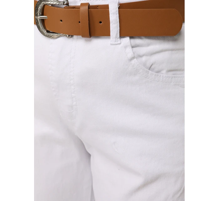 Jeansy damskie z paskiem białe model 22101977 - FashionStreet Jeansy damskie z paskiem białe model 22101977 - FashionStreet