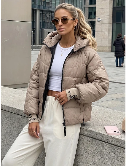 Dámská prošívaná bunda s kapucí, béžová, FashionStreet TY5762 Dámská prošívaná bunda s kapucí, béžová, FashionStreet TY5762