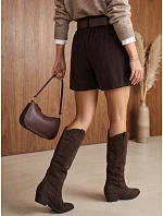 Spodenki damskie sztruksowe z paskiem czekoladowe FashionStreet SY0589 Spodenki damskie sztruksowe z paskiem czekoladowe FashionStreet SY0589