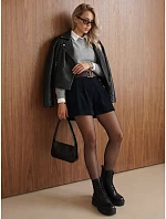 Spodenki damskie sztruksowe z paskiem granatowe FashionStreet SY0590 Spodenki damskie sztruksowe z paskiem granatowe FashionStreet SY0590