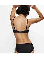 SOFT SENSATION – hedvábně hebká polstrovaná podprsenka Triumph