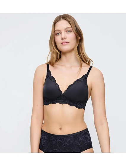 AMOURETTE CHARM – Braletka bez kostic s plunge efektem Triumph AMOURETTE CHARM – Braletka bez kostic s plunge efektem Triumph