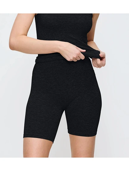 Beauty Layers Shorts Wool - BLACK - TRIUMPH BLACK - TRIUMPH