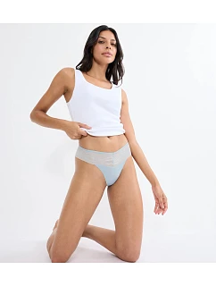 BREATHE & LIFT SMART - minimalistický string pro neviditelnou siluetu Triumph