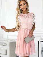 454-2 Šaty GRETA s krajkou a zlatým páskem - BRUSSWIN