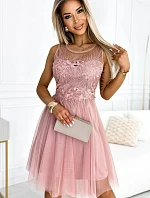 522-1 CATERINA Dámské šaty s gipure a jemným tylem - Powder Pink