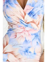 379-7 BOYKA Přiléhavé midi šaty s obálkovým výstřihem - modré a béžové květy 379-7 BOYKA Přiléhavé midi šaty s obálkovým výstřihem - modré a béžové květy