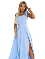 643-7 Elegantní večerní maxi šaty s rozparkem a růžemi - modré