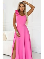 643-6 Elegantní večerní maxi šaty s rozparkem a růžemi - cukrově růžové
