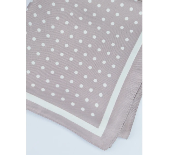 Šátek model 22010480 - Noviti Šátek model 22010480 - Noviti