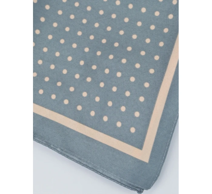 Šátek model 22010480 - Noviti Šátek model 22010480 - Noviti