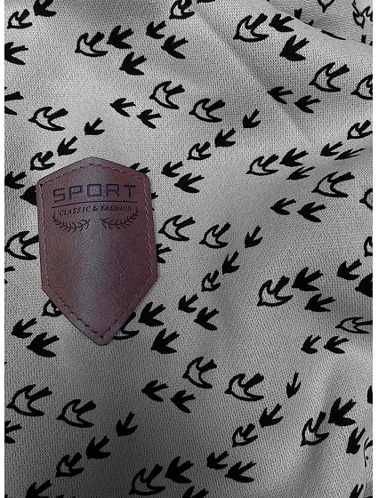 Šedá sportovní mikina s kapucí a se vzorem model 22363779 - 6&8 Fashion