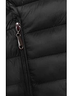 Černá dámská prošívaná vesta se stojáčkem model 20828084 - J.STYLE Černá dámská prošívaná vesta se stojáčkem model 20828084 - J.STYLE