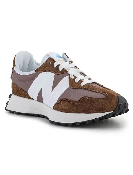 Boty M model 19018002 - New Balance
