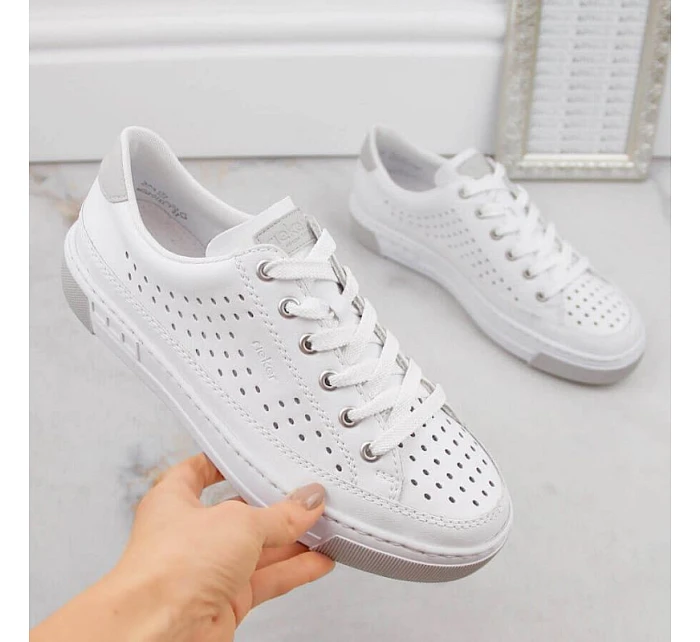 Rieker W RKR642 bílá kožená prolamovaná obuv Rieker W RKR642 bílá kožená prolamovaná obuv