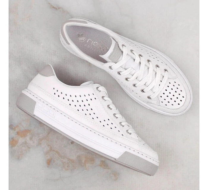 Rieker W RKR642 bílá kožená prolamovaná obuv Rieker W RKR642 bílá kožená prolamovaná obuv