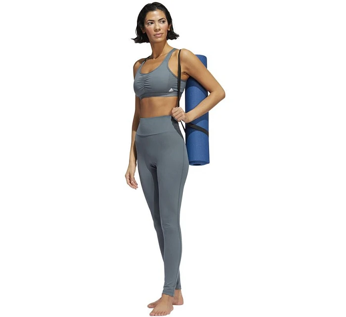 Dámská sportovní podprsenka adidas Coreessentials Medium-Support šedá HD7686 Dámská sportovní podprsenka adidas Coreessentials Medium-Support šedá HD7686