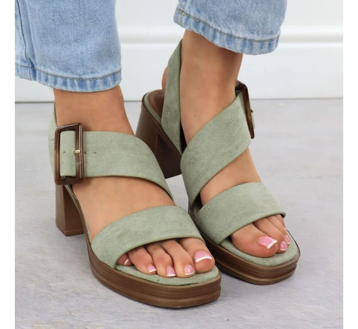 Dámské semišové sandály na jehlovém podpatku zelené Potocki 54307 Dámské semišové sandály na jehlovém podpatku zelené Potocki 54307