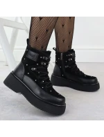 Dámské kožené kozačky na platformě zirconia černé Goe SS2N4140