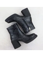 Dámské kožené boty na jehlovém podpatku z hadí kůže černé Goe SS2N4152