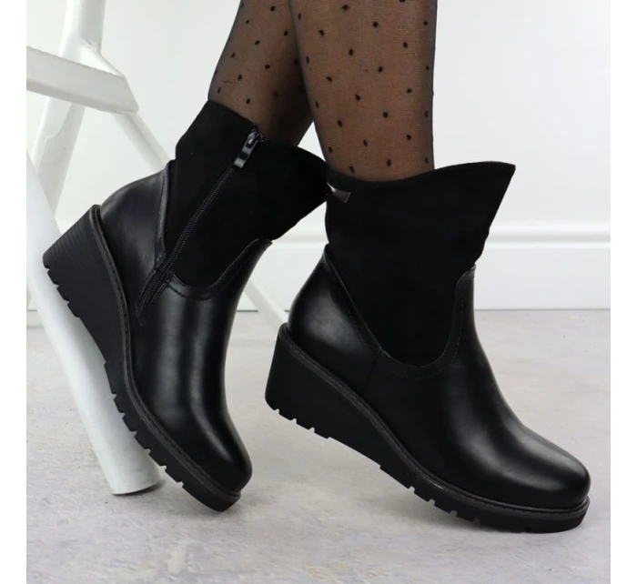 Dámské semišové boty na podpatku černé M.Daszynski model 21905643 - M. Daszyński Dámské semišové boty na podpatku černé M.Daszynski model 21905643 - M. Daszyński