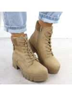 Dámské boty na klínku béžové model 21906115 - Rieker Dámské boty na klínku béžové model 21906115 - Rieker