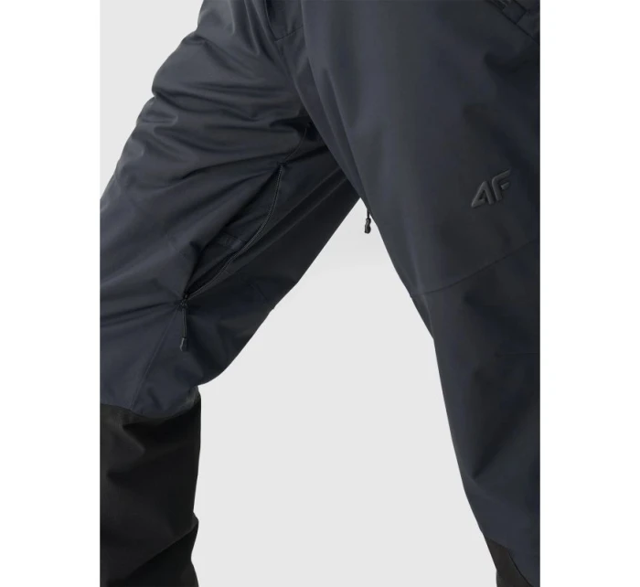 Pánské lyžařské kalhoty 4F 4FWAW24TFTRM0712-20S se šlemi s membránou dermizax 20000 Pánské lyžařské kalhoty 4F 4FWAW24TFTRM0712-20S se šlemi s membránou dermizax 20000