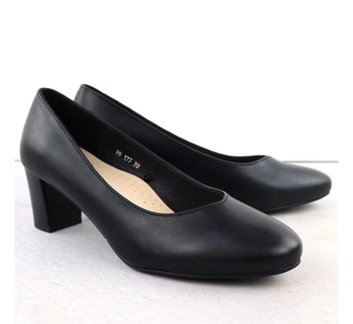 Dámské nízké lodičky na jehlovém podpatku černé Sergio model 21906133 - LEONE Dámské nízké lodičky na jehlovém podpatku černé Sergio model 21906133 - LEONE